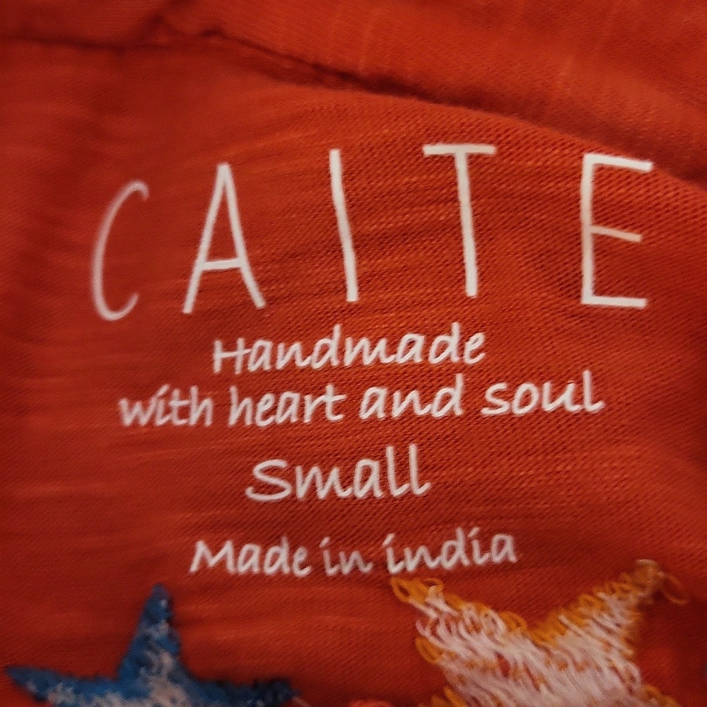 CAITE "Junia" Button-down Embroidered Shirt - Picture 6 of 10